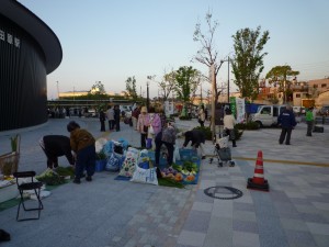 4/27　三河田原駅移転後発　二七の市